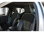 Volvo XC40 Recharge P8 AWD R-Design Lichtmetalen Velgen 19" |Kunstlederen/Alcantara Bekleding | R-Design Exterieur |Google Navigatiesysteem Full Map + Hard Disk | LED koplampen | Electronic Climate Controle | Verwarmende Voorstoelen + Stuurwiel |
