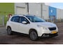 Peugeot 2008 1.2 PureTech Blue Lion NAP AUTOMAAT PANORAMA NAVI AIRCO CRUISE SENSOREN