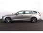 Volvo V60 T5 Momentum - IntelliSafe Assist & Surround - Parkeersensoren voor & achter - Apple Carplay & Android Auto - High Performance audio - 18' LMV