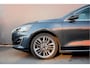 Ford Focus Wagon BWJ 2021 1.0 124 PK EcoBoost Hybrid Vignale HEAD UP DISPLAY / TREKHAAK | PANORAMADAK | XENON | STOELVERW. | LEDER | STUURVERW. | ADAPTIVE CRUISE | ELEKTRISCHE ACHTERKLEP | CAMERA | CARPAY + ANDROID | LMV | PDC