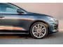 Ford Focus Wagon BWJ 2021 1.0 124 PK EcoBoost Hybrid Vignale HEAD UP DISPLAY / TREKHAAK | PANORAMADAK | XENON | STOELVERW. | LEDER | STUURVERW. | ADAPTIVE CRUISE | ELEKTRISCHE ACHTERKLEP | CAMERA | CARPAY + ANDROID | LMV | PDC