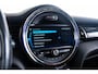 MINI Cooper S Mini 2.0 Panoramadak - Harman Kardon - Head up - Active Cruise Control - Comfort Access - Elektrisch verwarmbare voorstoelen - Elektrisch inklapbare buitenspiegels - Parking/Driving Assistant -