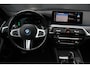 BMW 5-Serie Touring 530e xDrive M-sport | Panorama-dak | Comfort Stoelen |  Harman & Kardon | Cruise Control Adaptief | Sfeerverlichting | Electrische Achterklep