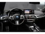 BMW 5-Serie Touring 530e xDrive M-sport | Panorama-dak | Comfort Stoelen |  Harman & Kardon | Cruise Control Adaptief | Sfeerverlichting | Electrische Achterklep