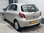 Toyota Yaris 1.0 VVTi Cool Super netjes Airco 4 Deurs
