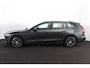 Volvo V60 B3 Momentum Advantage - IntelliSafe Assist - Parkeercamera achter - Parkeersensoren voor & achter - Draadloze tel. lader - High Performance audio - 17' LMV