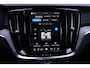 Volvo V60 2.0 T8 Plug-in hybrid AWD Ultra | Bowers & Wilkins  | Massagefunctie voorstoelen | Extra getint glas achter  | 19" 5-triplespaaks Glossy | Nappa Leder met ventilatie |