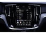Volvo V60 2.0 T8 Plug-in hybrid AWD Ultra | Bowers & Wilkins  | Massagefunctie voorstoelen | Extra getint glas achter  | 19" 5-triplespaaks Glossy | Nappa Leder met ventilatie |