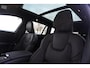 Volvo V60 2.0 T8 Plug-in hybrid AWD Ultra | Bowers & Wilkins  | Massagefunctie voorstoelen | Extra getint glas achter  | 19" 5-triplespaaks Glossy | Nappa Leder met ventilatie |