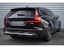 Volvo V60 2.0 T8 Plug-in hybrid AWD Ultra | Bowers & Wilkins  | Massagefunctie voorstoelen | Extra getint glas achter  | 19" 5-triplespaaks Glossy | Nappa Leder met ventilatie |