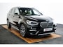 BMW X1 sDrive20i High Executive xLine - Panoramadak - Cruise control - Head up - Park Assistant - Sportstoelen - Elektrisch verwarmde voorstoelen - Getinte ruiten - Hifi - Stuurwielrand verwarmd - Armsteun voor -