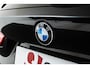 BMW X1 sDrive20i High Executive xLine - Panoramadak - Cruise control - Head up - Park Assistant - Sportstoelen - Elektrisch verwarmde voorstoelen - Getinte ruiten - Hifi - Stuurwielrand verwarmd - Armsteun voor -