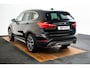 BMW X1 sDrive20i High Executive xLine - Panoramadak - Cruise control - Head up - Park Assistant - Sportstoelen - Elektrisch verwarmde voorstoelen - Getinte ruiten - Hifi - Stuurwielrand verwarmd - Armsteun voor -