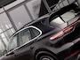 Porsche Cayenne 3.0 E-Hybrid | SPORTCHRONO | PASM LUCHTVERING | 1E EIGENAAR | NL GELEVERDE AUTO | PANORAMA/SCHUIF-KANTELDAK | BOSE AUDIO | 18-WEG STOELEN | TV SCHERMEN ACHTER | ADAPTIEVE CRUISE CONTROL | 21 INCH | SOFTCLOSE |