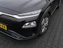Hyundai Kona Electric EV 204pk Fashion 64 kWh 3-fase | SOH 100% | Head up | Achteruitrijcamera | Trekhaak