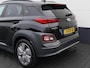 Hyundai Kona Electric EV 204pk Fashion 64 kWh 3-fase | SOH 100% | Head up | Achteruitrijcamera | Trekhaak