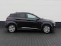 Hyundai Kona Electric EV 204pk Fashion 64 kWh 3-fase | SOH 100% | Head up | Achteruitrijcamera | Trekhaak