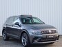 Volkswagen Tiguan 2.0 TSI 190pk 4Motion Highline Business R | Panoramadak | 4-Motion | Trekhaak | All-season Banden | Carplay | Virtual Cockpit