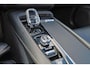 Volvo XC90 T8 Recharge AWD Inscription Intro Edition - Panorama/schuifdak - IntelliSafe Assist & Surround - 360º Camera - Harman/Kardon audio - Adaptieve LED koplampen - Verwarmde voorstoelen, stuur & achterbank - Parkeersensoren voor & achter - Elektr. bedienb. voorstoelen met geheugen - Head up display - Nappa Leder - Elektr. inklapbare trekhaak - 20' LMV