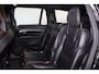 Volvo XC90 T8 Recharge AWD Inscription Intro Edition - Panorama/schuifdak - IntelliSafe Assist & Surround - 360º Camera - Harman/Kardon audio - Adaptieve LED koplampen - Verwarmde voorstoelen, stuur & achterbank - Parkeersensoren voor & achter - Elektr. bedienb. voorstoelen met geheugen - Head up display - Nappa Leder - Elektr. inklapbare trekhaak - 20' LMV