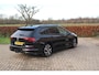 Volkswagen Golf Variant 1.5 eTSI R-Line Business+ PANO TREKHAAK