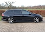Volkswagen Golf Variant 1.5 eTSI R-Line Business+ PANO TREKHAAK
