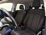 Volkswagen T-Roc 1.0 TSI Style / Navigatie full map Apple CarPlay / Airconditioning / Parkeer sensoren / etc..