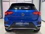 Volkswagen T-Roc 1.0 TSI Style / Navigatie full map Apple CarPlay / Airconditioning / Parkeer sensoren / etc..