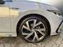 Volkswagen Golf 1.5 eTSI R-Line Pano IQlights Carplay Sfeer