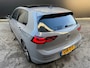 Volkswagen Golf 1.5 eTSI R-Line Pano IQlights Carplay Sfeer
