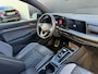 Volkswagen Golf 1.5 eTSI R-Line Pano IQlights Carplay Sfeer