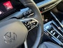 Volkswagen Golf 1.5 eTSI R-Line Pano IQlights Carplay Sfeer
