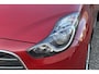Hyundai ix20 1.6i Premium Automaat / Nederlandse Auto / Eerste Eigenaar / Electrisch bedienbaar schuifdak / Lederen bekleding / Navigatie / Elektrisch verwarmbare stoelen / Parkeercamera / Climate Control /