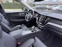 Volvo XC60 2.0 B5 Inscription Trekhaak afneembaar I Adaptive Cruise I Panoramadak I Autopilot I Leder