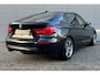 BMW 3-Serie Gran Turismo 320i Executive Edition / Nederlandse Auto / Eerste eigenaar / Sport-Line / Electrisch Schuifdak / Stoelverwarming / Parkeersensoren / Parkeercamera / Lederen Bekeding / Navigatie /