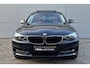 BMW 3-Serie Gran Turismo 320i Executive Edition / Nederlandse Auto / Eerste eigenaar / Sport-Line / Electrisch Schuifdak / Stoelverwarming / Parkeersensoren / Parkeercamera / Lederen Bekeding / Navigatie /