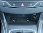 Peugeot 308 SW 1.2 130pk Allure Automaat | Navigatie | Leer | Stoelverwarming | Trekhaak | Parkeersensoren v+a