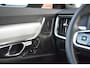 Volvo V90 T6 350PK Plug-in hybrid AWD Plus Dark | Harman / Kardon | 360 Camera | Trekhaak |