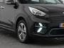Kia Niro EV e-Niro DynamicLine 64 kWh | CAMERA | ADAPTIVE | KEYLESS | STOEL- EN STUURVERW. | TREKHAAK