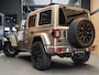 Jeep Wrangler BRUTE Soft-Top Elektrische Treeplanken 4xe 380 22 Inch Interior Upgrade