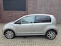 Volkswagen Up! Volkswagen 1.0 BMT high up! ECC/CAM/VELGEN/Trekhaak/1e eig.