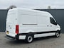 Mercedes-Benz Sprinter 317 CDI AUTOMAAT FACE-LIFT 3.5T RWD / L2H2 / *** 9061 KM !!*** / LED / STOELVERW / DODEHOEK / MBUX 270 A DEUREN / AIRCO / CRUISE / NAVI / CAMERA / 3-ZITS