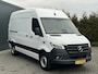 Mercedes-Benz Sprinter 317 CDI AUTOMAAT FACE-LIFT 3.5T RWD / L2H2 / *** 9061 KM !!*** / LED / STOELVERW / DODEHOEK / MBUX 270 A DEUREN / AIRCO / CRUISE / NAVI / CAMERA / 3-ZITS