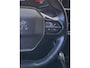 Peugeot 2008 1.2 PureTech Active Pack - Navigatie / Apple CarPlay I Airco I 18" Sport velgen LED I PDC I Dealer onderhouden