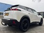 Peugeot 2008 1.2 PureTech Active Pack - Navigatie / Apple CarPlay I Airco I 18" Sport velgen LED I PDC I Dealer onderhouden