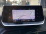 Peugeot 2008 1.2 PureTech Active Pack - Navigatie / Apple CarPlay I Airco I 18" Sport velgen LED I PDC I Dealer onderhouden