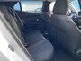 Peugeot 2008 1.2 PureTech Active Pack - Navigatie / Apple CarPlay I Airco I 18" Sport velgen LED I PDC I Dealer onderhouden