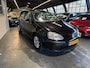 Volkswagen Golf 2.0 FSI Comfortline Cruise|Airco|NW APK