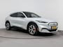 Ford Mustang Mach-E Extended AWD 98 kWh | SOH 97.8% | Panorama dak | Leder interieur | Elektrische achterklep | Stoelverwarming | Stuurwiel verwarmt | Achteruitrij Camera | Adaptive Cruise |