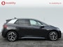 Volkswagen ID.3 First Plus 58 kWh SOH 91% Trekhaak | Achteruitrijcamera | Apple CarPlay | Stoelverwarming